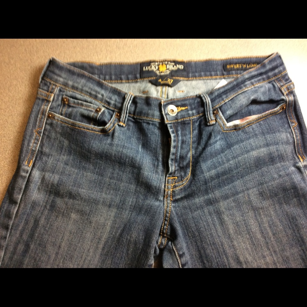 Lucky Brand jeans sweet n  low size 4/27 regular